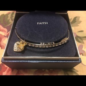 Brilliance Swarovski Crystals Bar Bracelet Believe